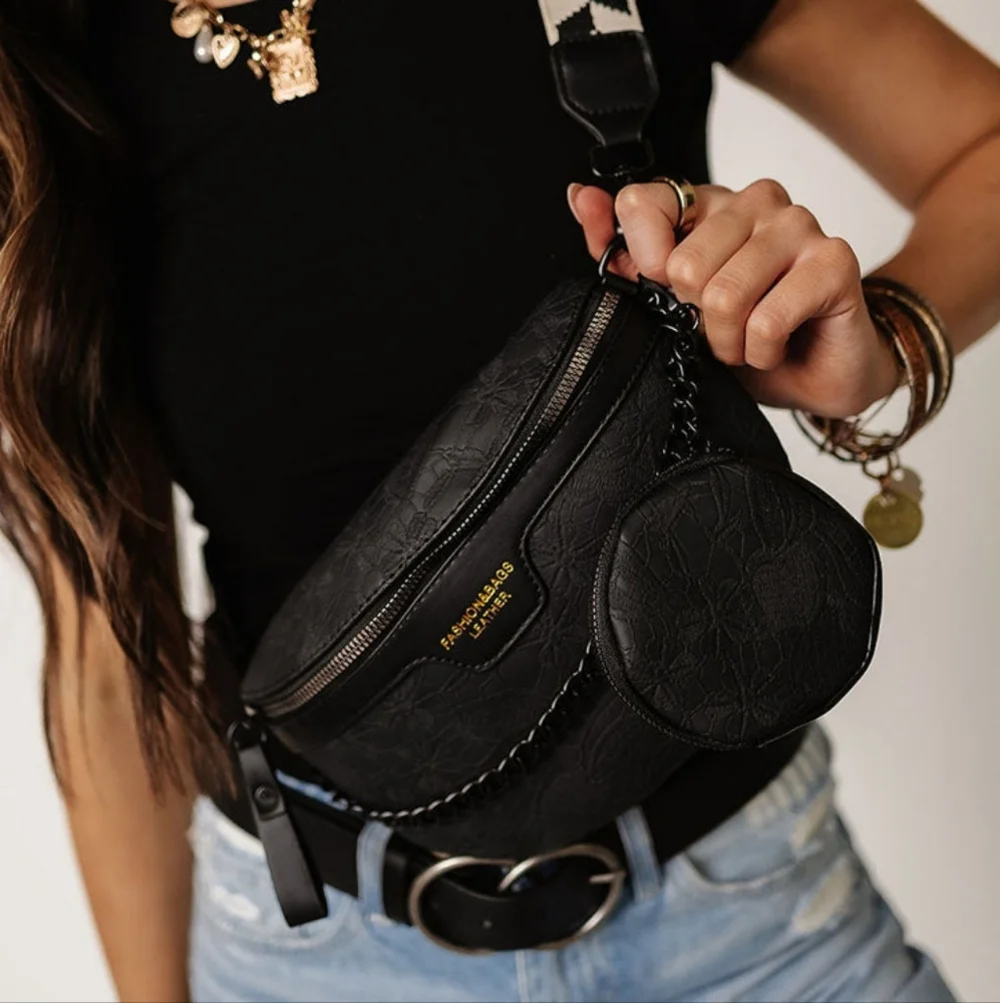 NWT Black Floral Embossed Crossbody Sling Bag - Picture 4 of 6